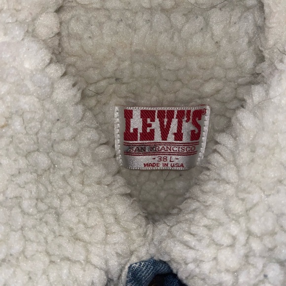 Vintage Levis Sherpa Lined Denim Jacket Size L Men Blue Trucker Jean faux fur - Picture 3 of 3